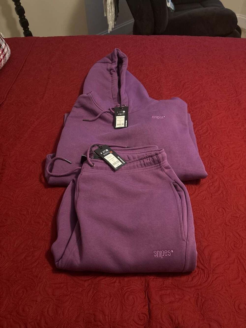 SNIPES Small Logo Essential Oversized Hoodie and Sweatpants Set Grape